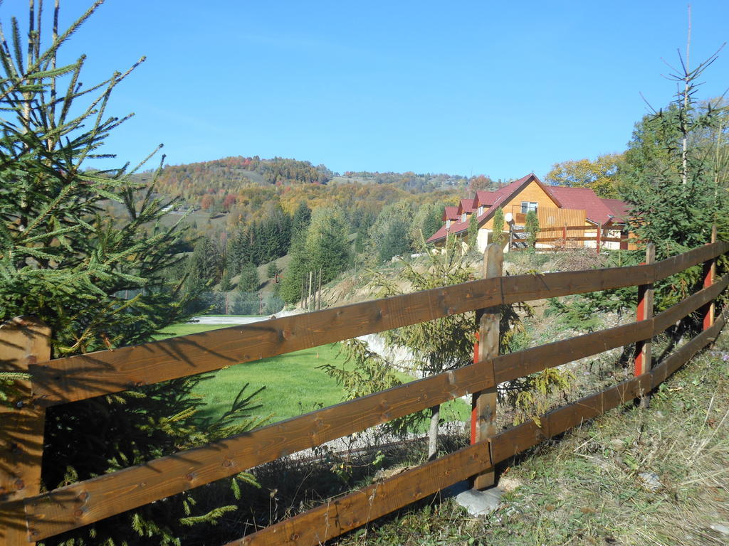 Kings Valley - Sunny Botesti Topánfalva Kültér fotó